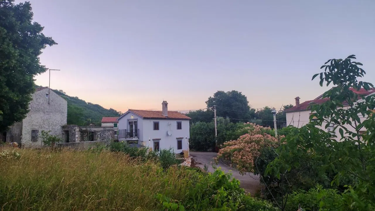 Holiday Home Brsec Мощеничка-Драга 0*,  Хорватия