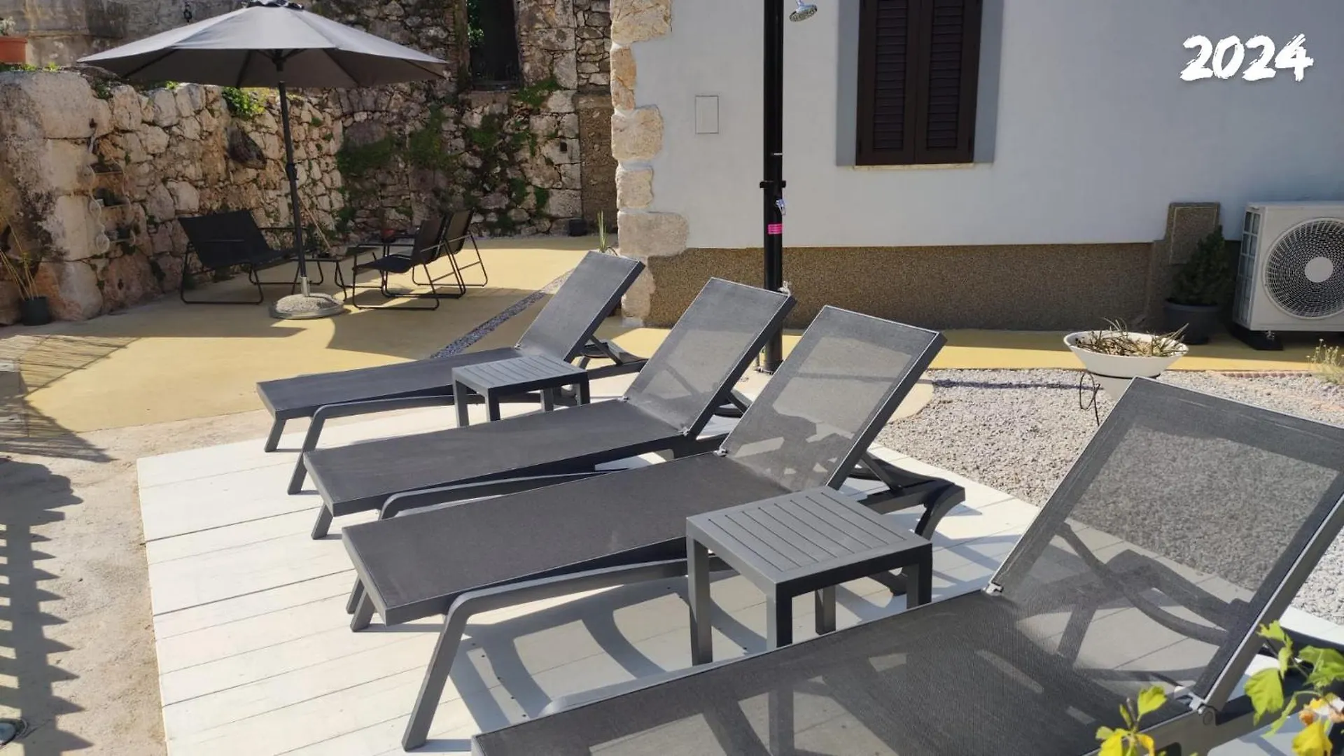 Holiday Home Brsec Мощеничка-Драга